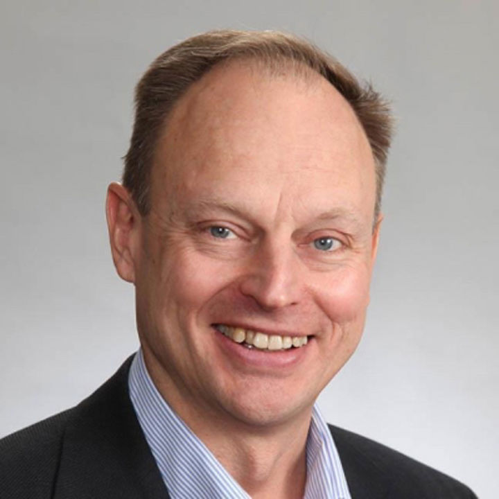 Kirjottaja Pekka Ij&#228;s Ty&#246;kykyp&#228;&#228;llikk&#246;